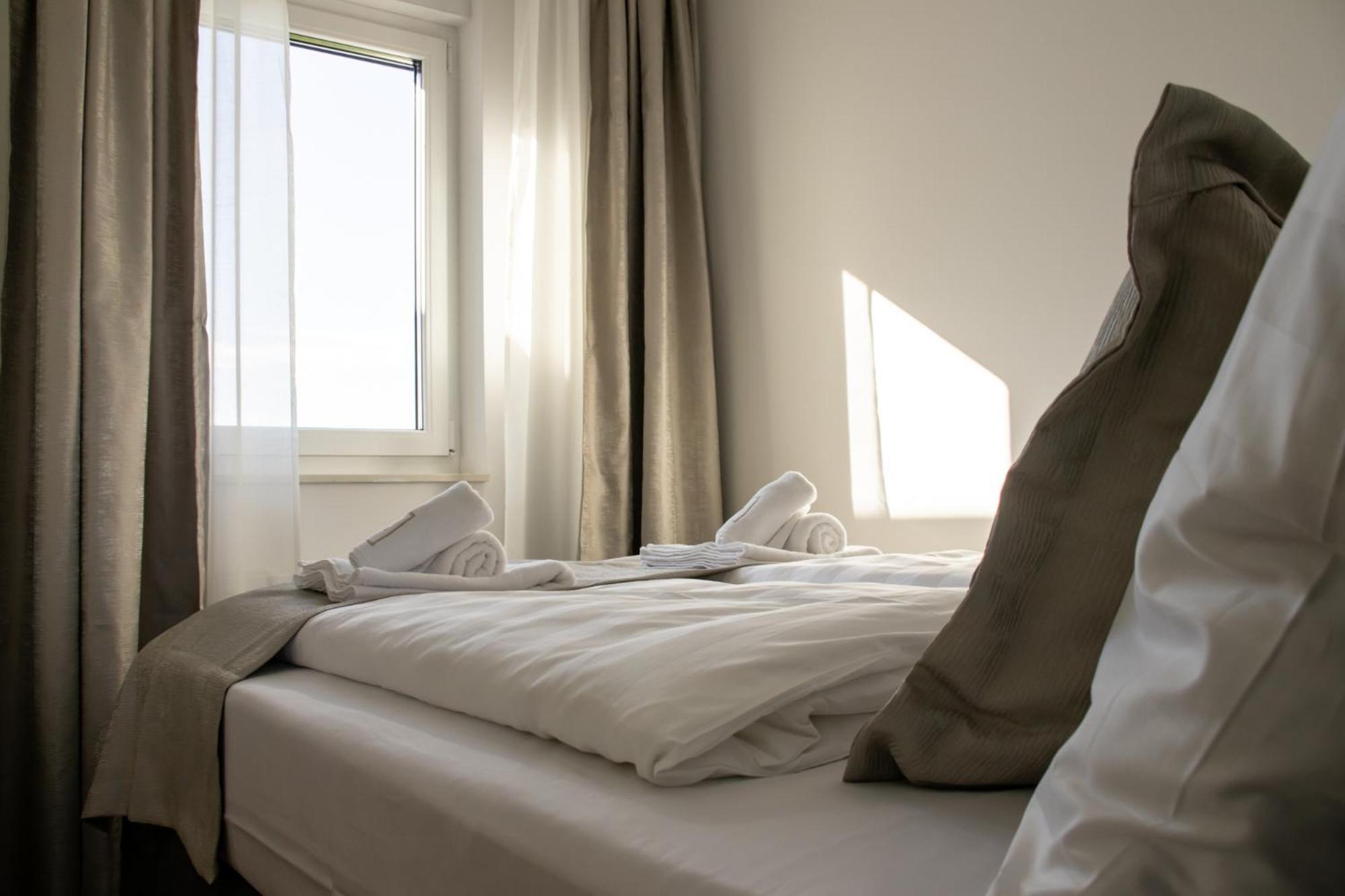Hugo Apartments Загреб Экстерьер фото